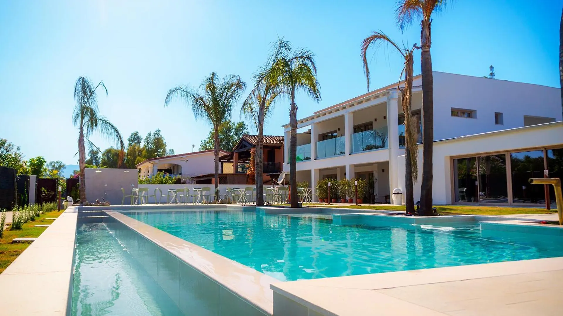 Palm Beach Resort Àrbatax